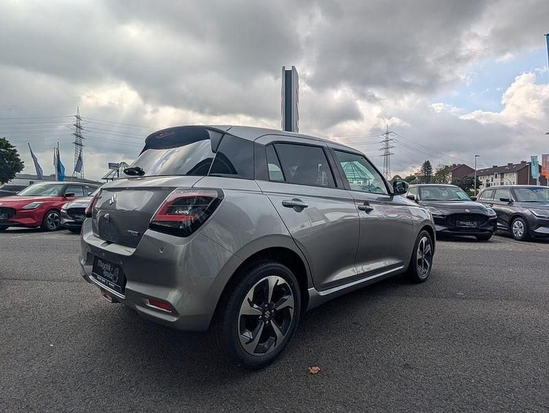Neu Suzuki Swift Comfort 83 PS (61 kW) 2025 Silber Kleinwagen