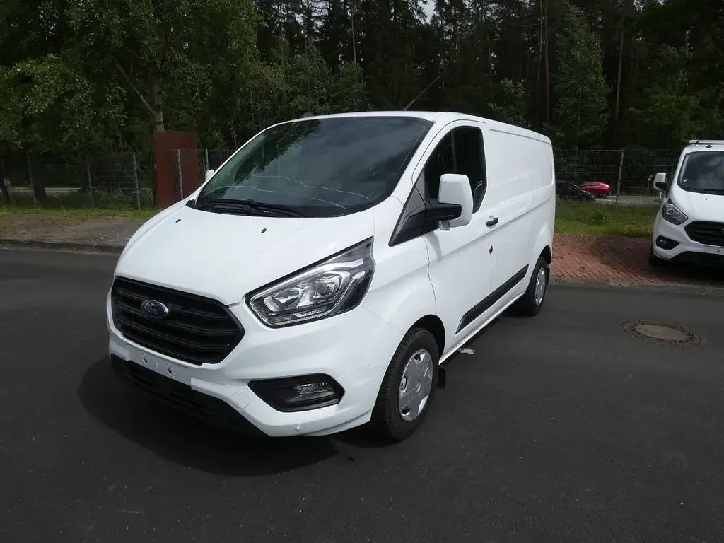 Gebraucht Ford Transit Custom Trend 131 PS (96 kW) 2021 Weiß Van / Kleinbus