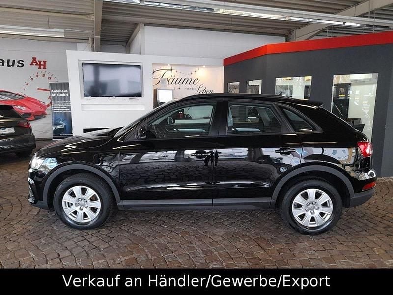 Gebraucht Audi Q3 Basis 150 PS (110 kW) 2018 Schwarz SUV