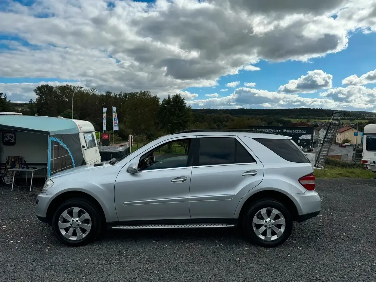Gebraucht Mercedes ML320 225 PS (165 kW) 2007 Silber SUV