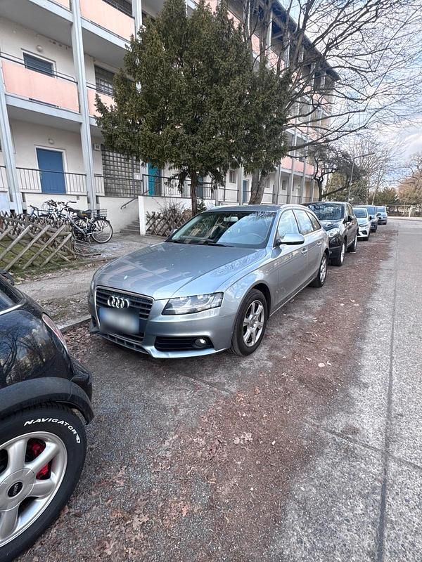 Gebraucht Audi A4 140 PS (102 kW) 2010 Silber Kombi