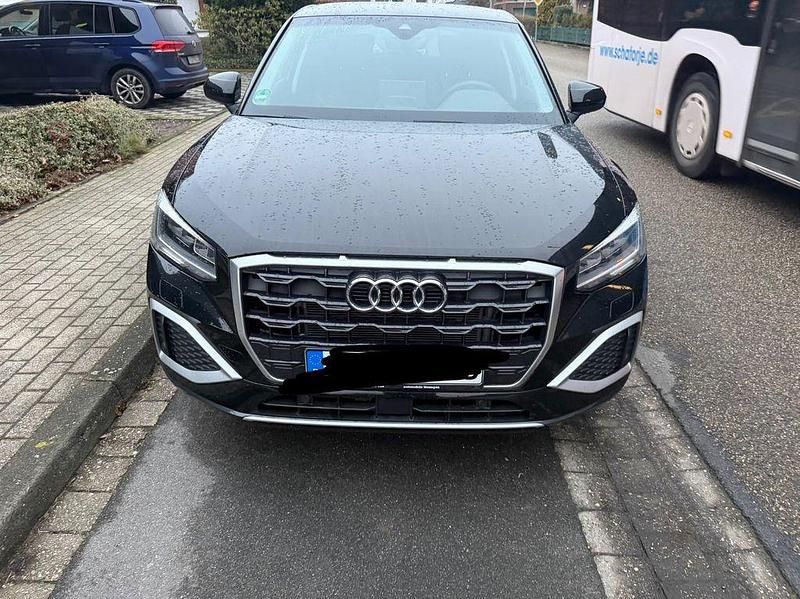 Gebraucht Audi Q2 110 PS (80 kW) 2024 Schwarz SUV