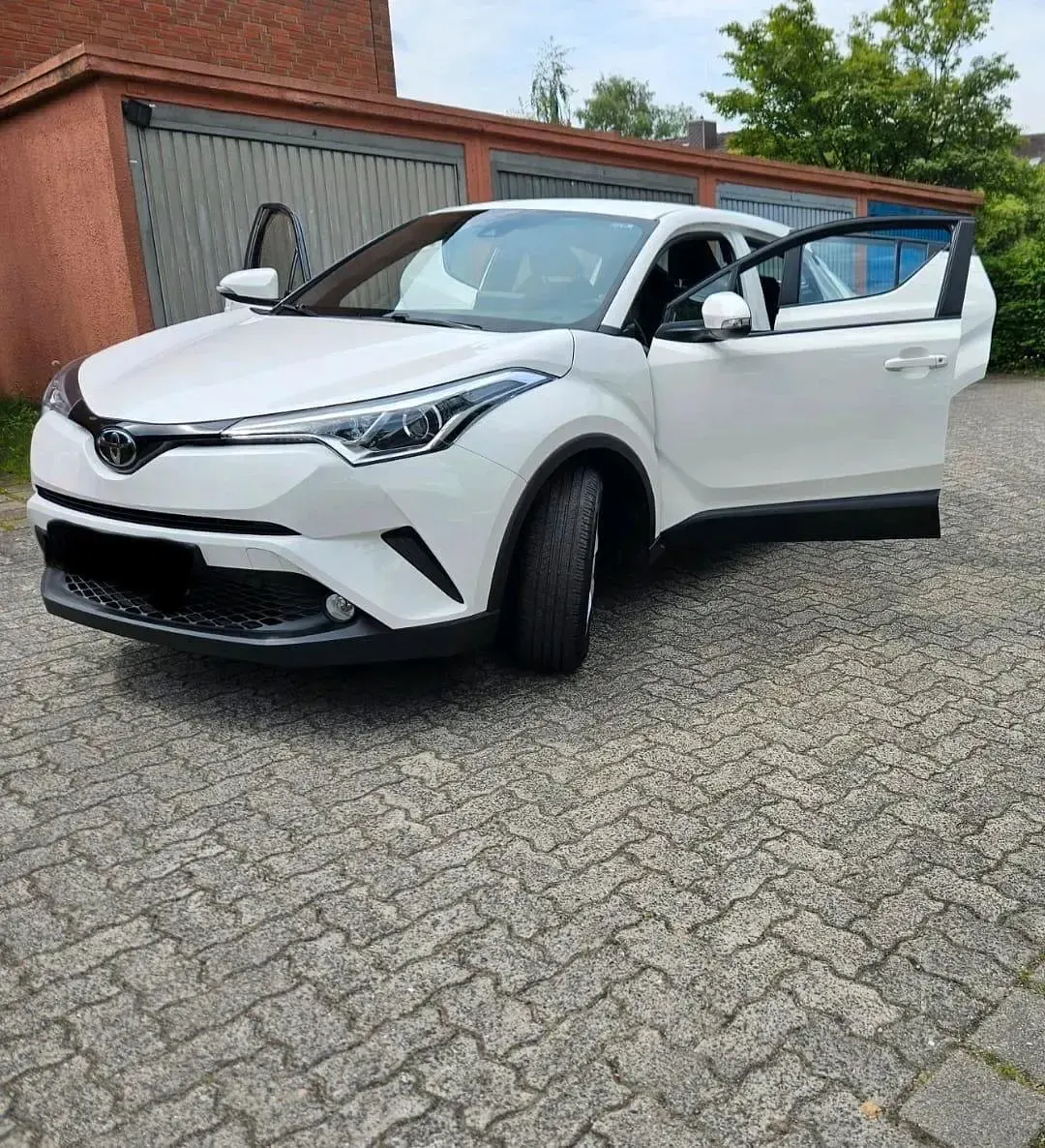 Gebraucht Toyota C-HR 116 PS (85 kW) 2019 Weiß SUV