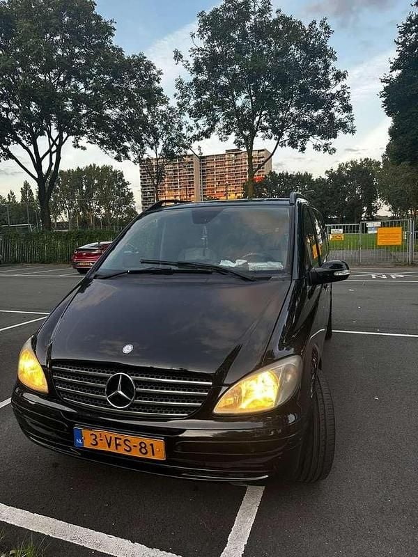 Schwarz Gebraucht 2008 Mercedes Viano Van / Kleinbus | 6.500 € (Guter Preis) - Bild 1/4