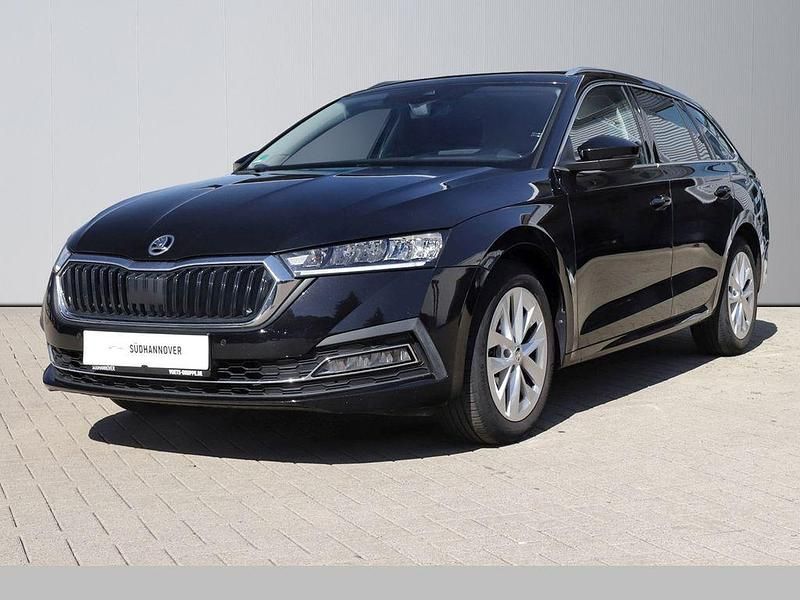 Schwarz Gebraucht 2021 Skoda Octavia Style Kombi | 20.990 € (Guter Preis) - Bild 1/4