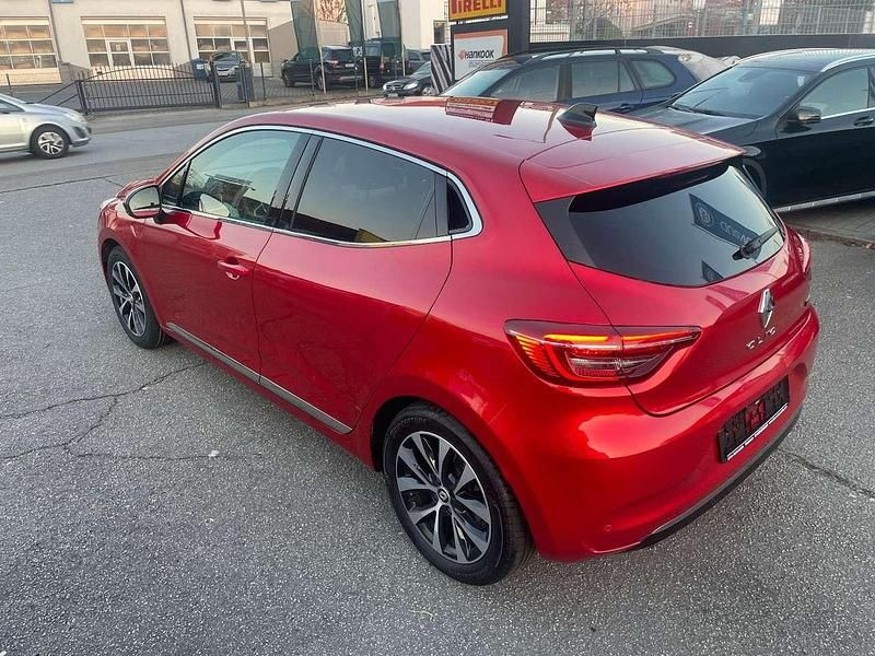 Gebraucht Renault Clio V Techno 94 PS (69 kW) 2023 Dezirrot Kleinwagen