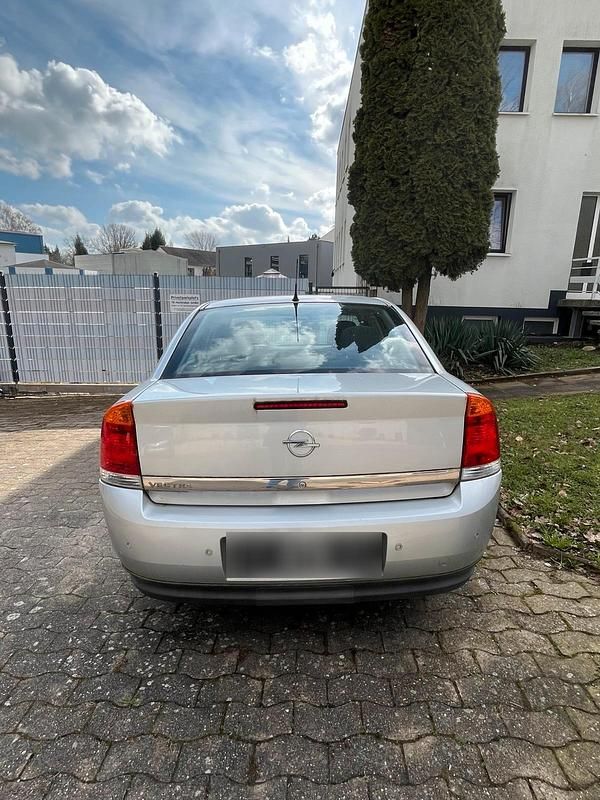 Gebraucht Opel Vectra 147 PS (108 kW) 2003 Grau Limousine