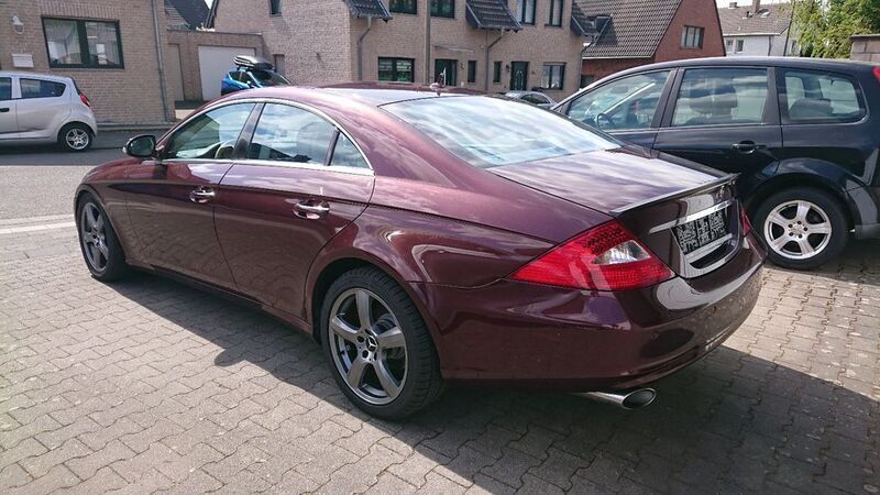 Gebraucht Mercedes CLS320 224 PS (164 kW) 2007 Rot Limousine