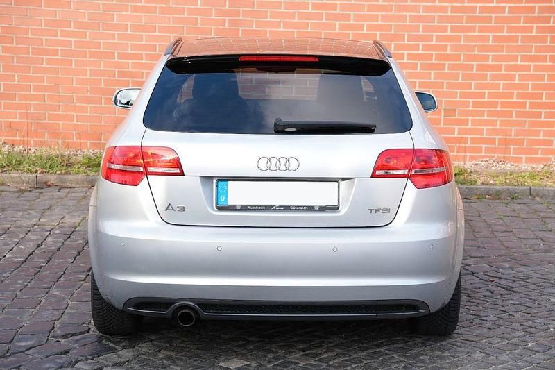 Gebraucht Audi A3 S-Line 105 PS (77 kW) 2010 Silber Kleinwagen