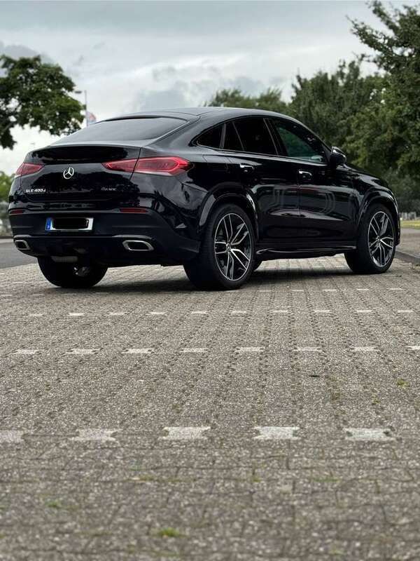 Schwarz Gebraucht 2023 Mercedes GLE400 Coupé | 81.500 € (Fairer Preis) - Bild 1/4