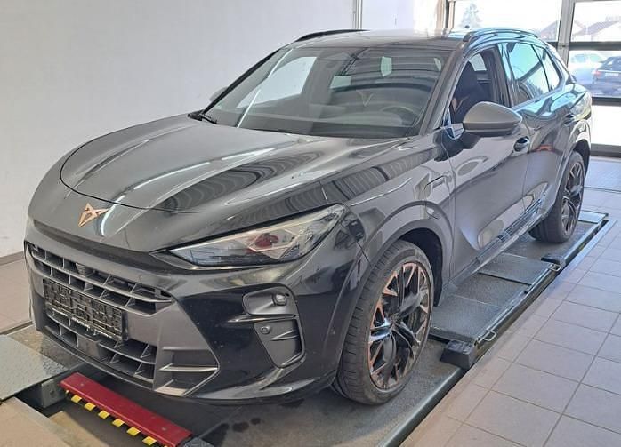 Mythosschwarz Gebraucht 2025 Cupra Terramar VZ SUV | 44.893 € - Bild 1/3
