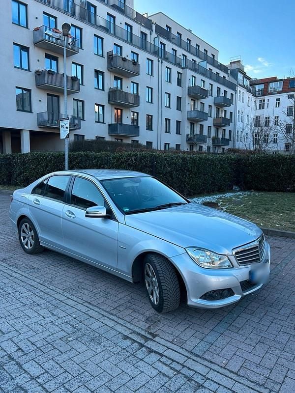 Gebraucht Mercedes C200 185 PS (136 kW) 2012 Silber Limousine