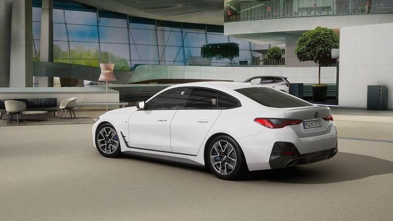 Neu BMW i4 Performance 442 kW (601 PS) 2026 Alpinweiß Limousine