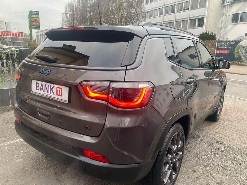 Gebraucht Jeep Compass 179 PS (131 kW) 2020 Schwarz SUV