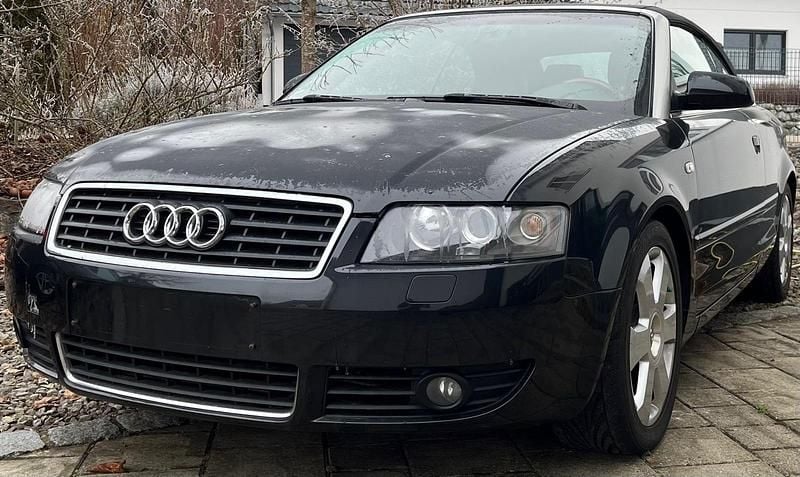Schwarz Gebraucht 2003 Audi A4 Cabriolet Cabrio | 5.600 € (Teuer) - Bild 1/4