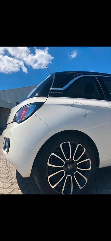 Second-hand Opel Adam 87 CP (63 kW) 2018 Bej Hatchback