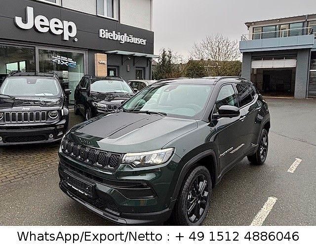 Grün Neu 2025 Jeep Compass North SUV | 41.790 € (Teuer) - Bild 1/4