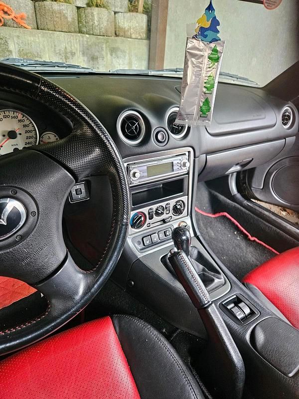 Gebraucht Mazda MX5 116 PS (85 kW) 2004 Schwarz Cabrio