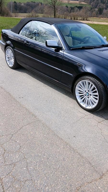 Gebraucht BMW 320 Cabriolet 170 PS (125 kW) 2004 Blau Cabrio