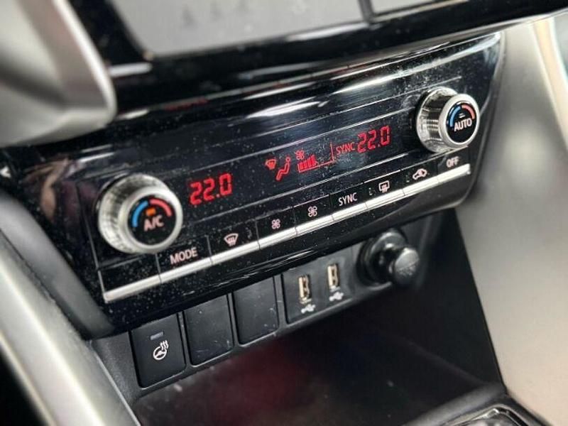 Weiss Gebraucht 2022 Mitsubishi Outlander P-HEV | 25.990 € (Fairer Preis) - Bild 1/1