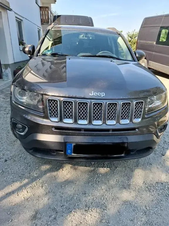 Gebraucht Jeep Compass Limited 163 PS (119 kW) 2014 Grau SUV