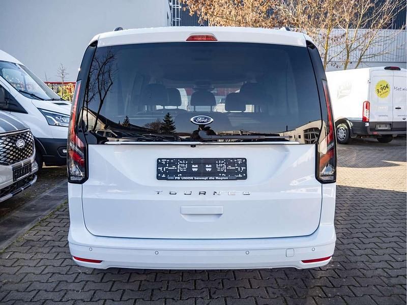 Neu Ford Tourneo Titanium 122 PS (89 kW) 2025 Frozen white Van / Kleinbus