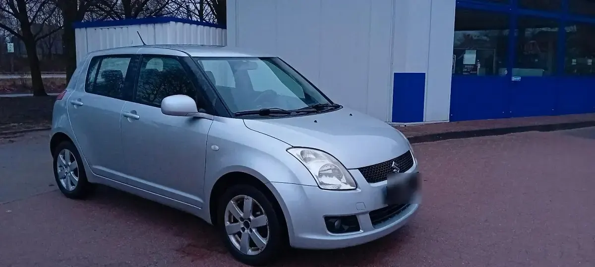 Gebraucht Suzuki Swift 92 PS (67 kW) 2009 Silber Kleinwagen