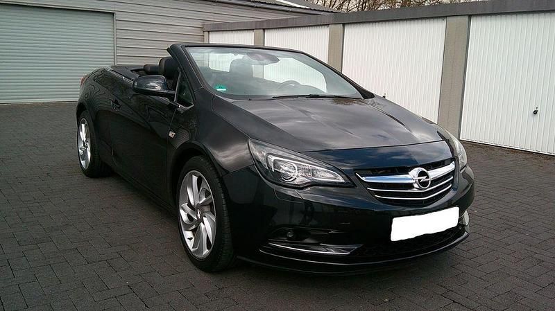 Gebraucht Opel Cascada 140 PS (102 kW) 2013 Schwarz Cabrio