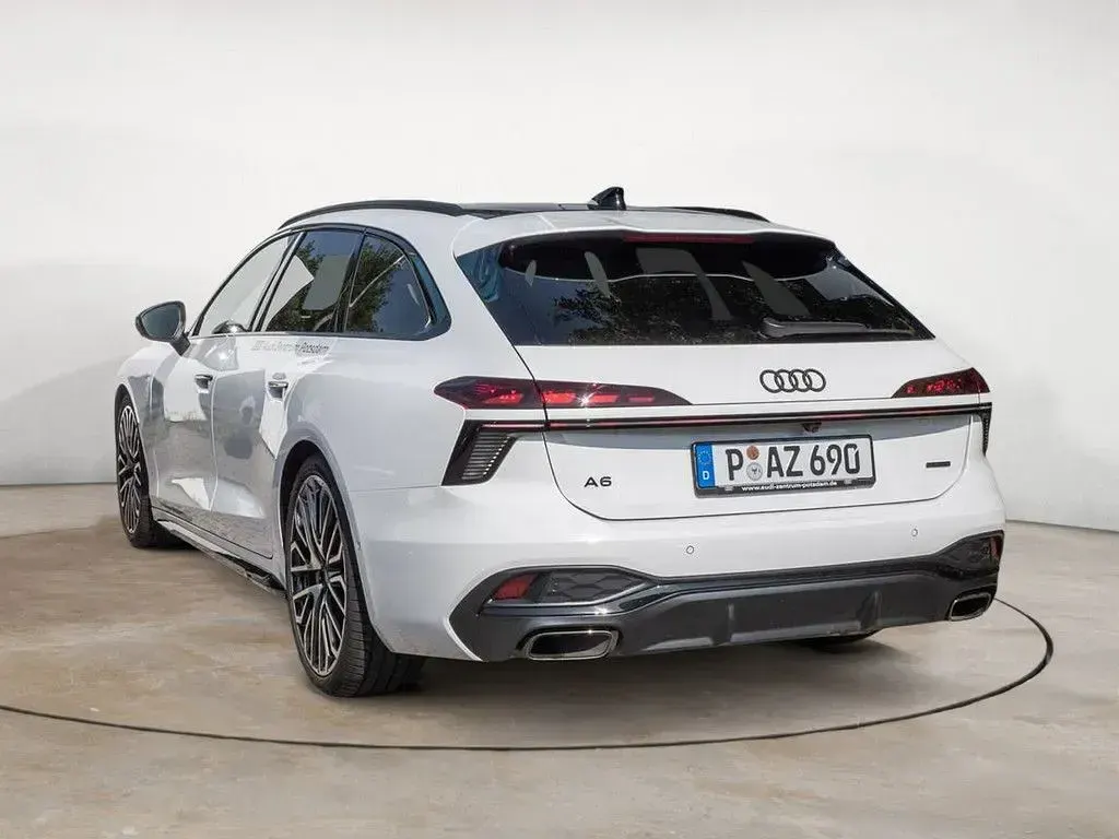 Gebraucht Audi A6 Ambiente 367 PS (269 kW) 2025 Gletscherweiss Kombi