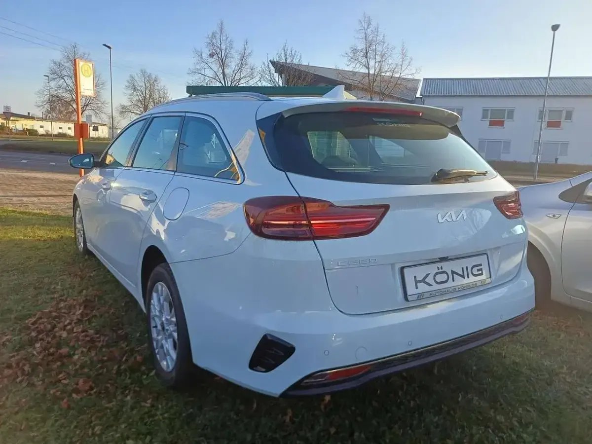 Gebraucht Kia Ceed Sportswagon Vision 140 PS (102 kW) 2025 Weiß Kombi