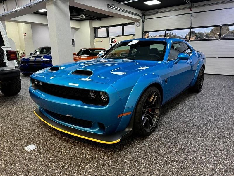 Neu Dodge Challenger 727 PS (534 kW) 2025 Blau Coupé