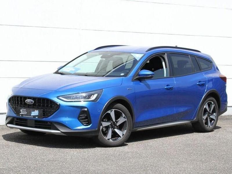 Blue metallic Gebraucht 2024 Ford Focus Active Kombi | 24.755 € (Fairer Preis) - Bild 1/4