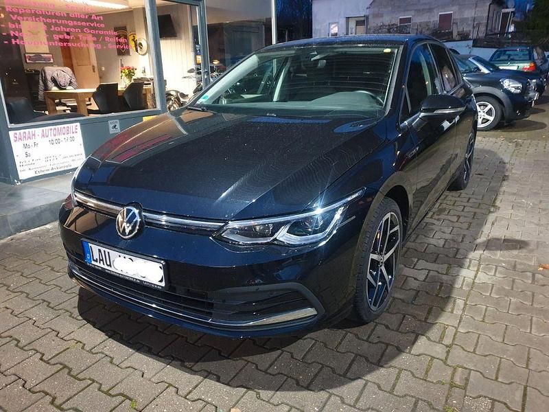 Schwarz Gebraucht 2020 VW Golf VIII Style Limousine | 19.990 € (Superpreis) - Bild 1/4
