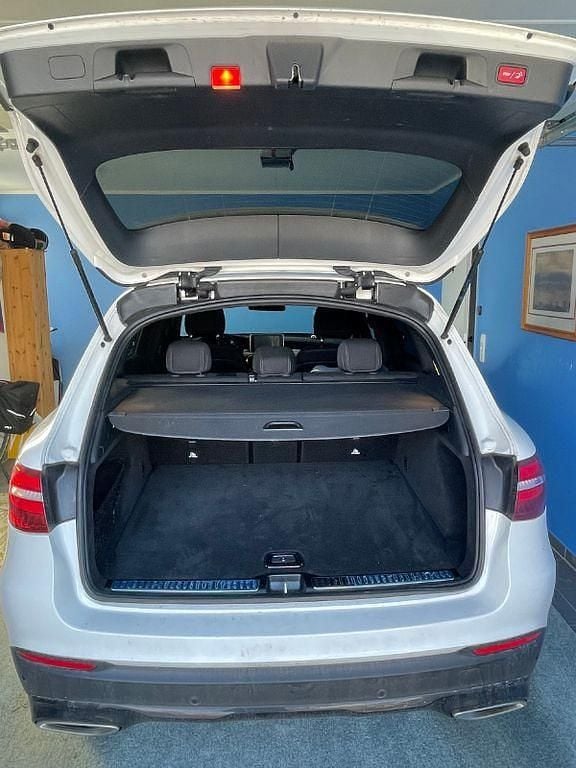 Gebraucht Mercedes GLC250 211 PS (155 kW) 2018 Weiß SUV