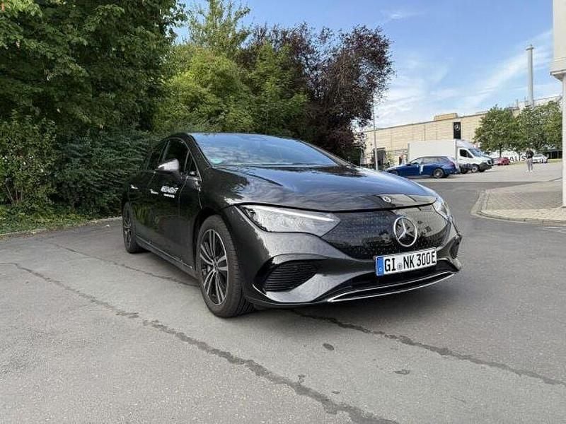 Gebraucht Mercedes 300 11 kW (15 PS) 2024 Andere Limousine