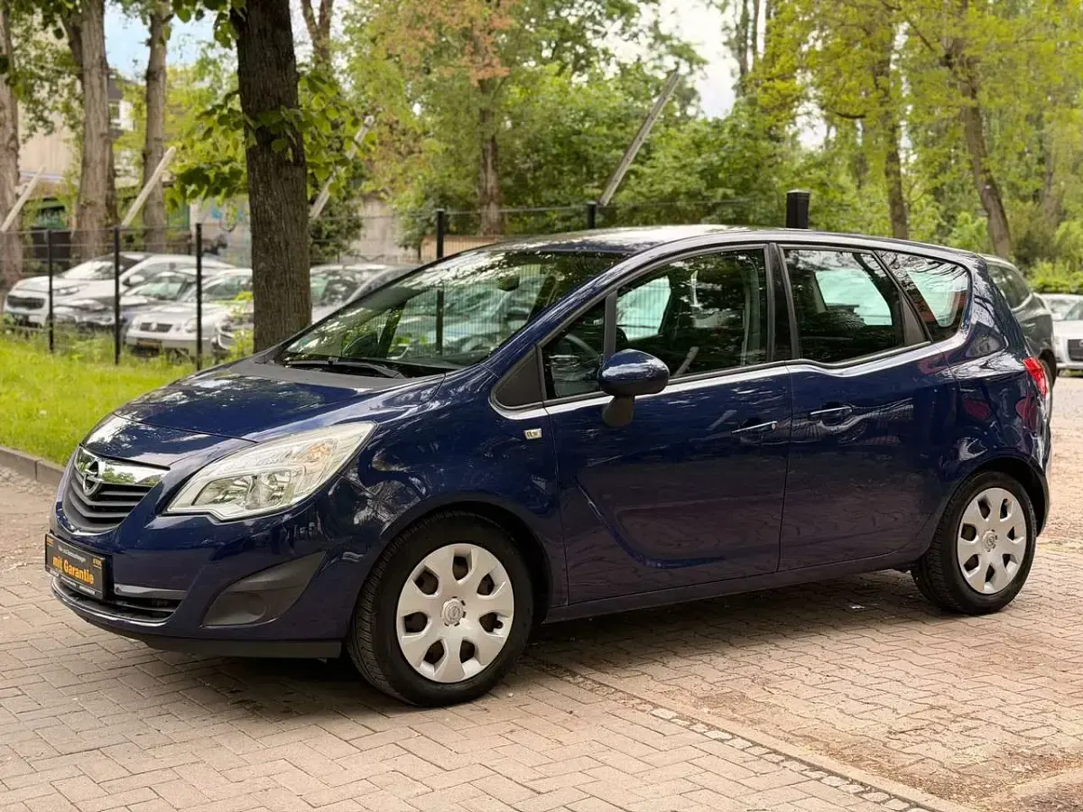 Gebraucht Opel Meriva Active 101 PS (74 kW) 2012 Blau Van / Kleinbus