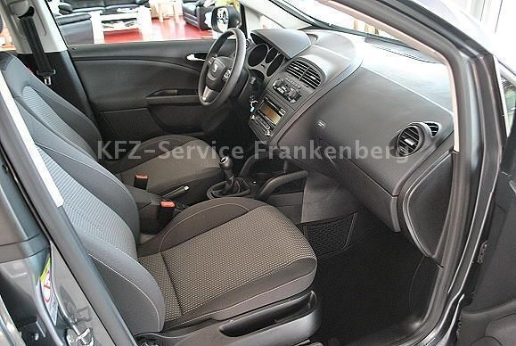 Gebraucht Seat Altea XL Style 105 PS (77 kW) 2012 Grau metallic Van / Kleinbus