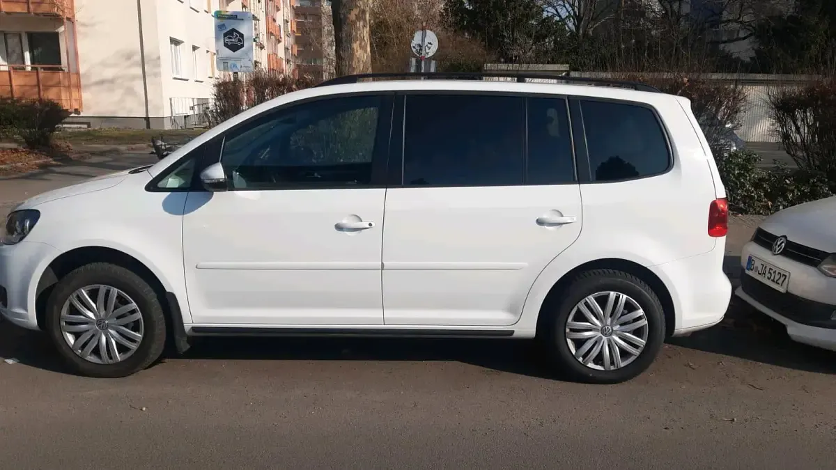 Gebraucht VW Touran 150 PS (110 kW) 2014 Weiß Van / Kleinbus