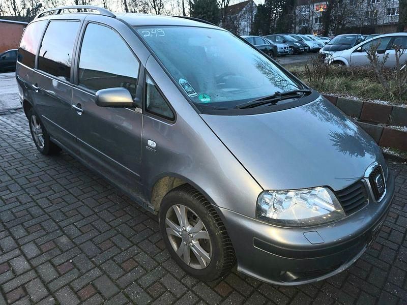 Gebraucht Seat Alhambra Vigo 150 PS (110 kW) 2009 Grau Van / Kleinbus