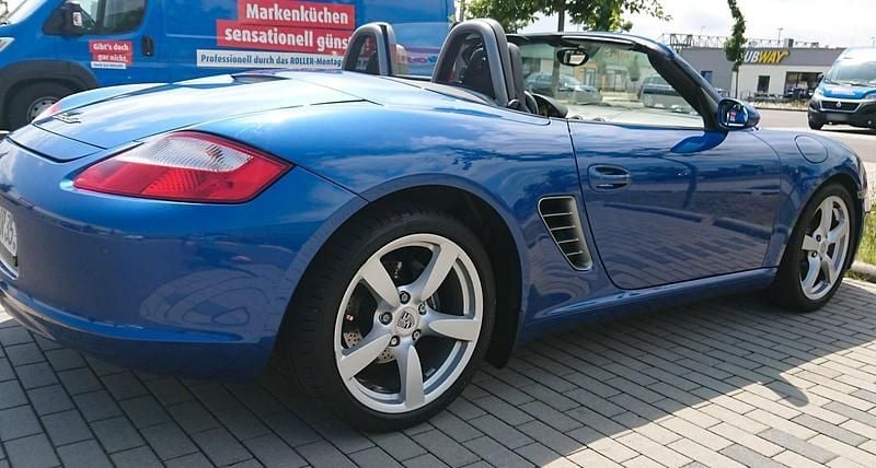 Second-hand Porsche Boxster 239 CP (175 kW) 2006 Albastru Cabrio