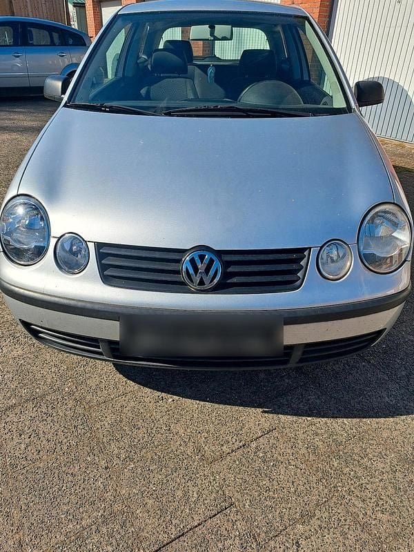 Gebraucht VW Polo 66 PS (48 kW) 2003 Silber Kleinwagen