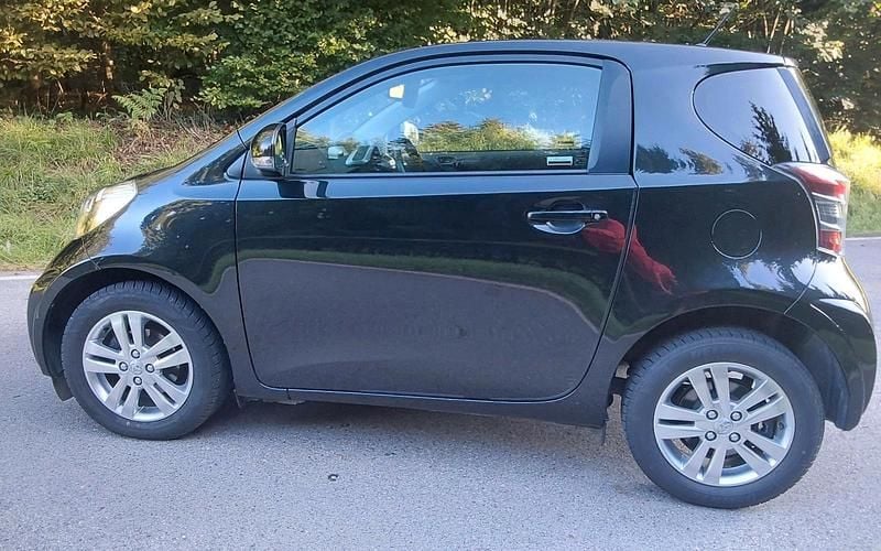 Gebraucht Toyota iQ 90 PS (66 kW) 2009 Schwarz Kleinwagen