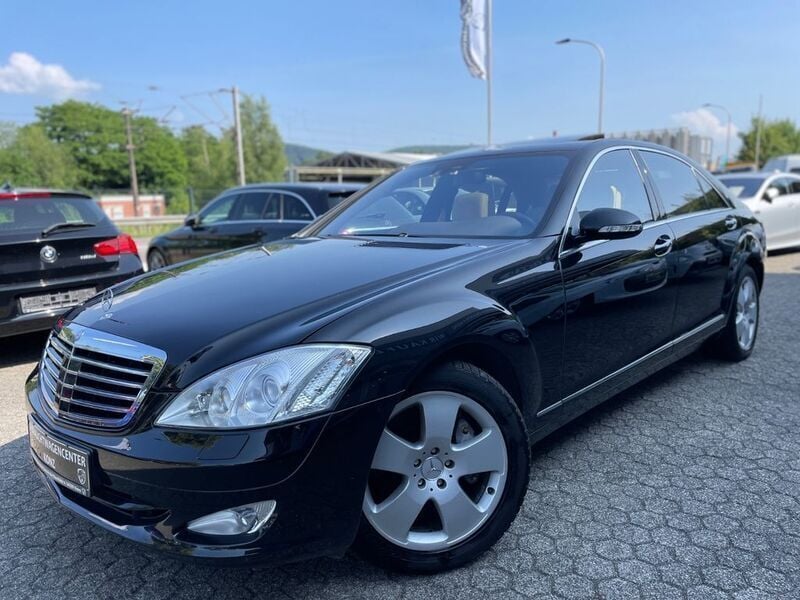 Schwarz Gebraucht 2006 Mercedes S500 Limousine | 16.990 € - Bild 1/4