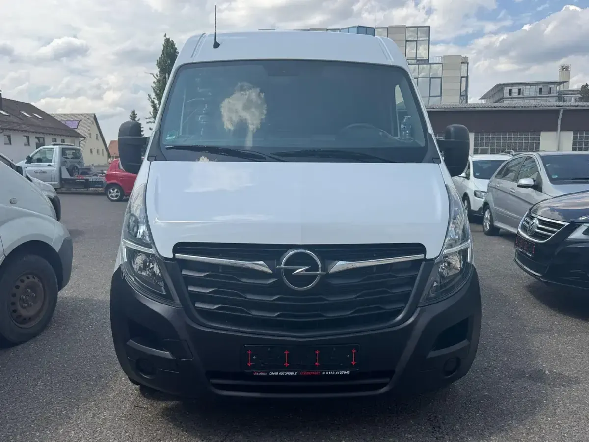 Gebraucht Opel Movano 150 PS (110 kW) 2020 Weiß Limousine