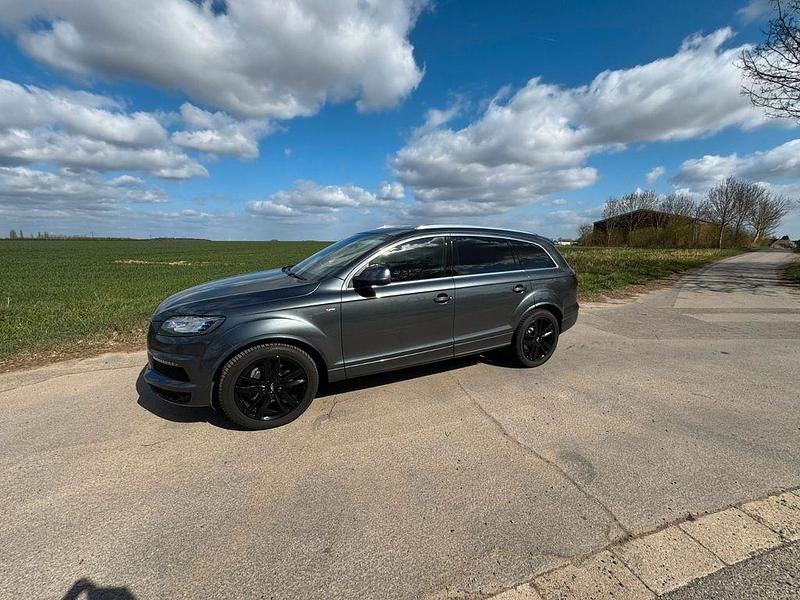 Gebraucht Audi Q7 S-Line 245 PS (180 kW) 2015 Grau SUV