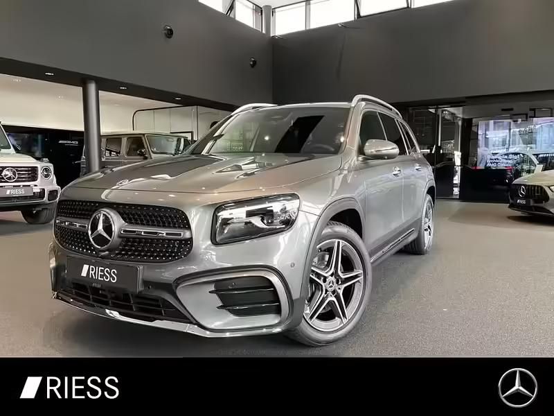 Metalliclack mountaingrau Gebraucht 2025 Mercedes GLB220 AMG SUV | 57.900 € - Bild 1/4