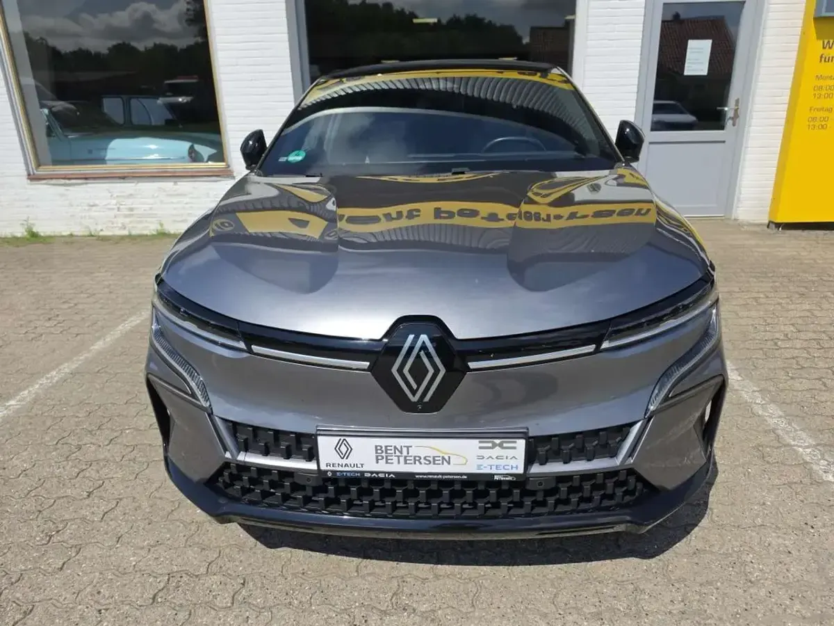Gebraucht Renault Megane E-Tech Techno 160 kW (218 PS) 2023 Grau kqg + schwarz gne Limousine