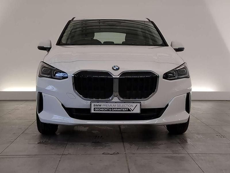 Gebraucht BMW 220 156 PS (114 kW) 2025 Alpinweiss Kombi