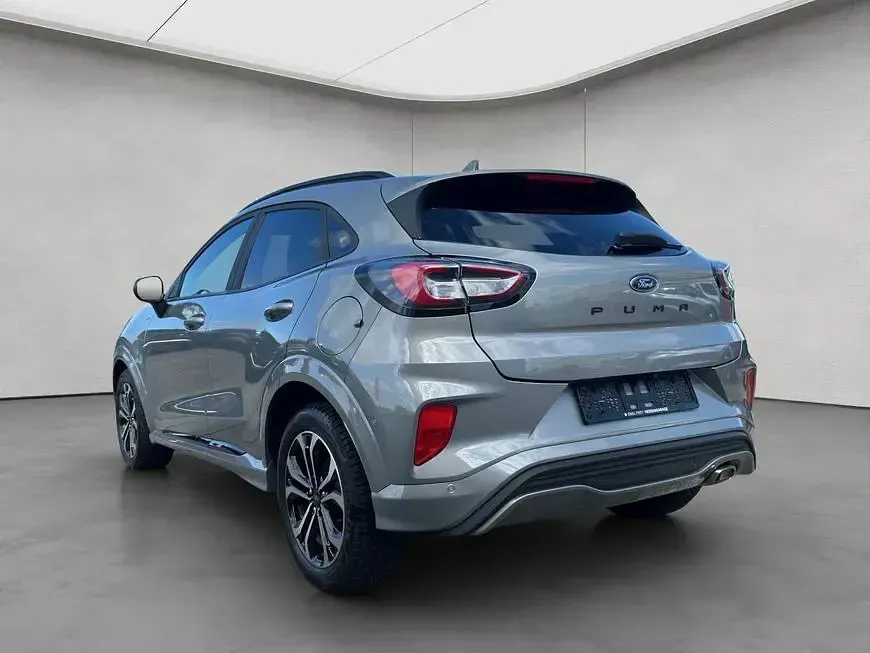 Gebraucht Ford Puma ST-Line X 155 PS (114 kW) 2024 Solar silver metallic SUV