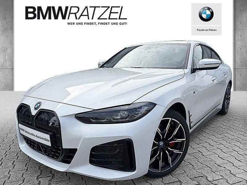 Weiß Gebraucht 2022 BMW i4 M Sport Limousine | 46.430 € (Teuer) - Bild 1/4